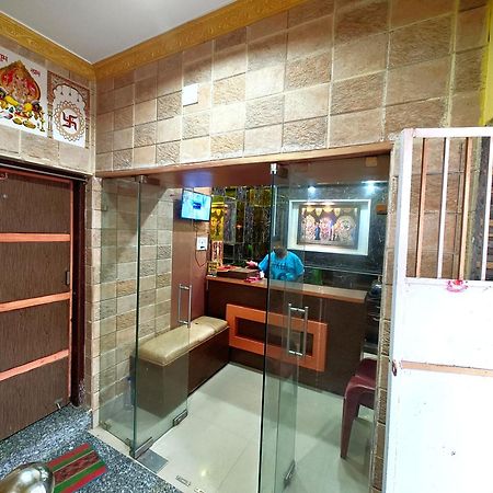 Goroomgo Sahoo Palace Puri - Prime Location Near Sea Beach - Excellent Service With Parking Facilities Kültér fotó