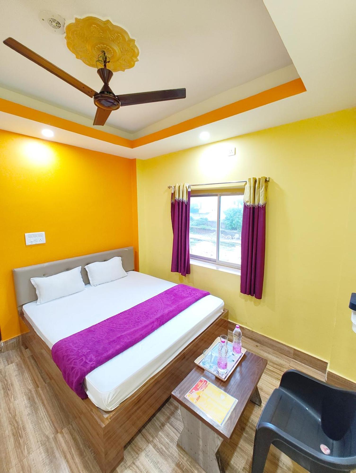 Goroomgo Sahoo Palace Puri - Prime Location Near Sea Beach - Excellent Service With Parking Facilities Kültér fotó