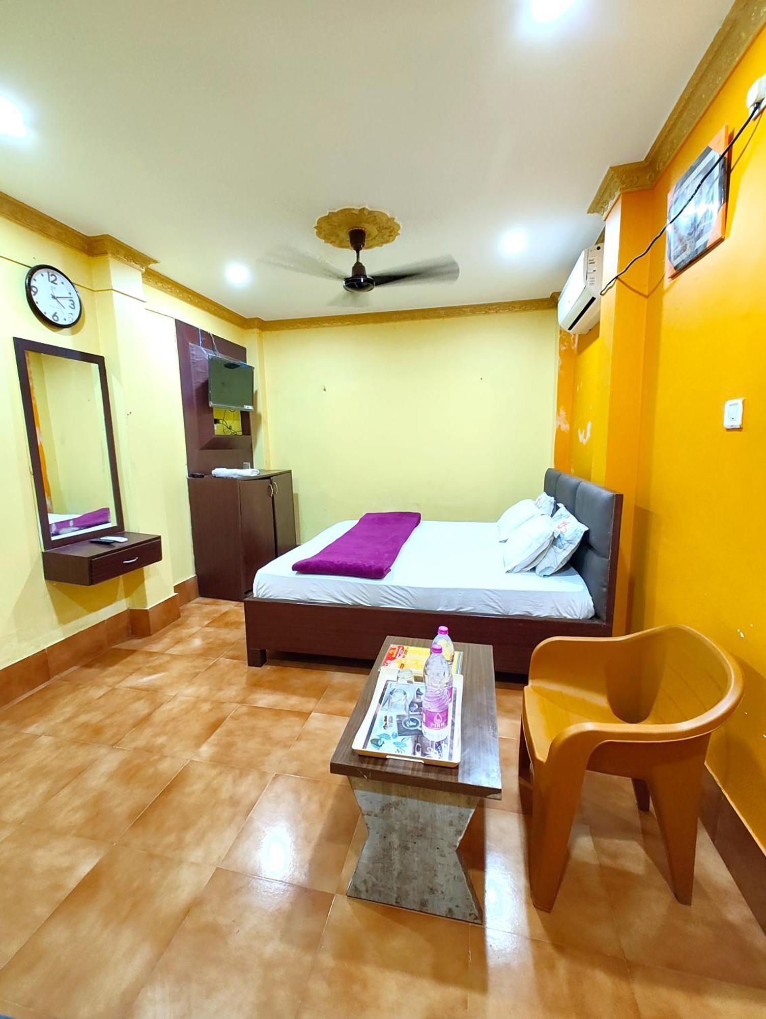 Goroomgo Sahoo Palace Puri - Prime Location Near Sea Beach - Excellent Service With Parking Facilities Kültér fotó