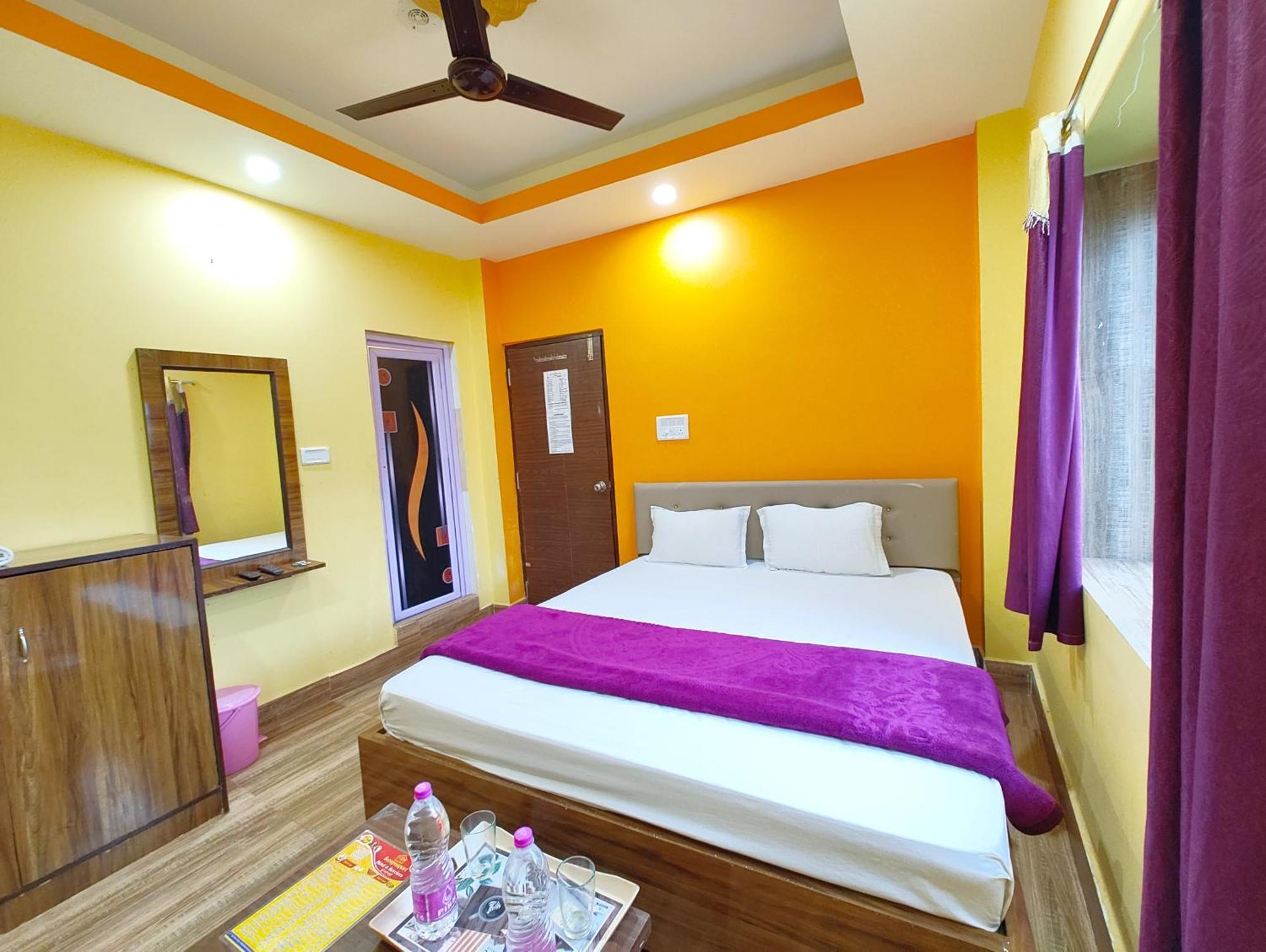 Goroomgo Sahoo Palace Puri - Prime Location Near Sea Beach - Excellent Service With Parking Facilities Kültér fotó