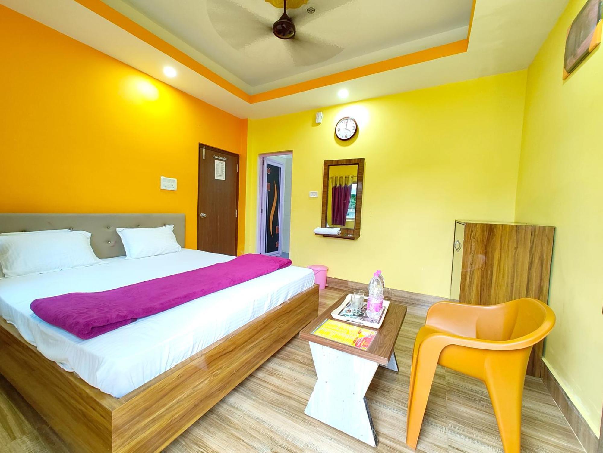 Goroomgo Sahoo Palace Puri - Prime Location Near Sea Beach - Excellent Service With Parking Facilities Kültér fotó
